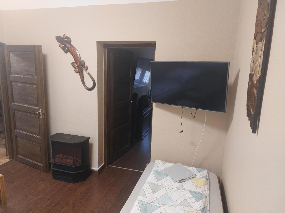 Fehér galamb apartman Gyál Exterior foto